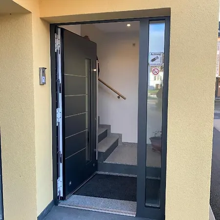 Ferienwohnung, 2 Zimmer, 4 Bis 6 Personen, 67 Qm, Mit Grossem Balkon, Entlang Am Fluss, An Der Aach, Am Bodensee, Nah Am Naturschutzgebiet Singen  Exterior foto