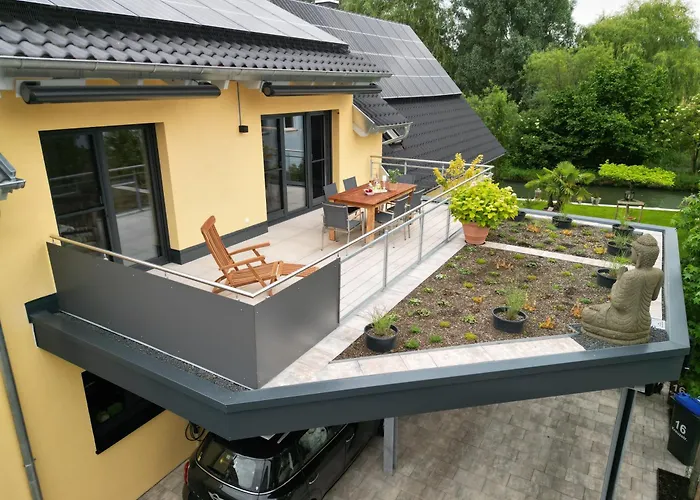 Ferienwohnung, 2 Zimmer, 4 Bis 6 Personen, 67 Qm, Mit Grossem Balkon, Entlang Am Fluss, An Der Aach, Am Bodensee, Nah Am Naturschutzgebiet