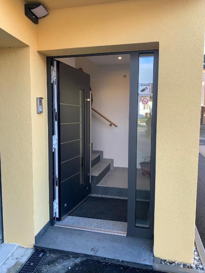 Apartment Ferienwohnung, 2 Zimmer, 4 Bis 6 Personen, 67 Qm, Mit Grossem Balkon, Entlang Am Fluss, An Der Aach, Am Bodensee, Nah Am Naturschutzgebiet