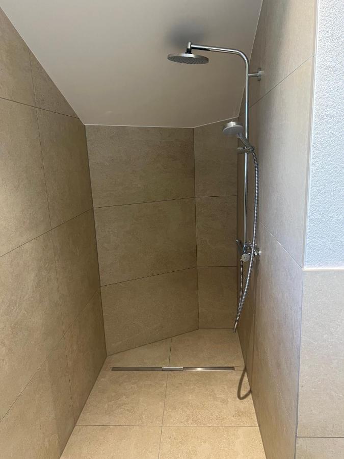 Ferienwohnung, 2 Zimmer, 4 Bis 6 Personen, 67 Qm, Mit Grossem Balkon, Entlang Am Fluss, An Der Aach, Am Bodensee, Nah Am Naturschutzgebiet Apartment