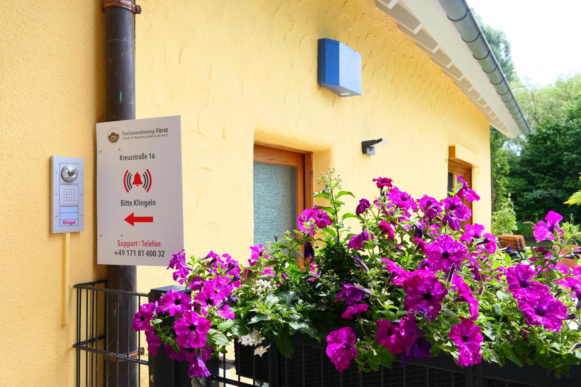 Ferienwohnung, 2 Zimmer, 4 Bis 6 Personen, 67 Qm, Mit Grossem Balkon, Entlang Am Fluss, An Der Aach, Am Bodensee, Nah Am Naturschutzgebiet Apartment